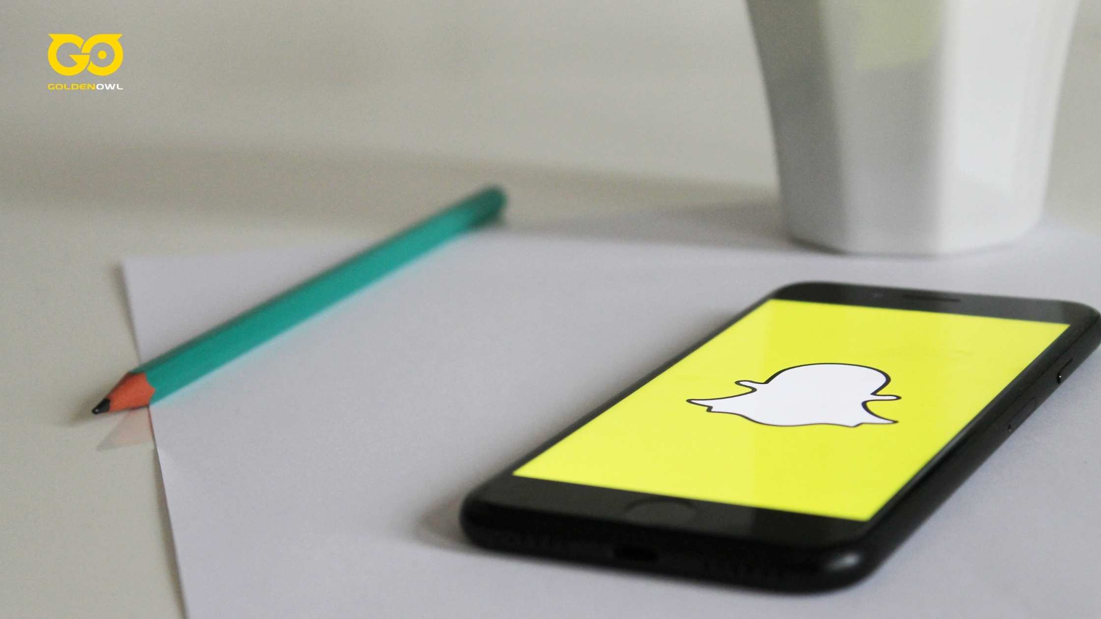 How Social Media Challenges Privacy